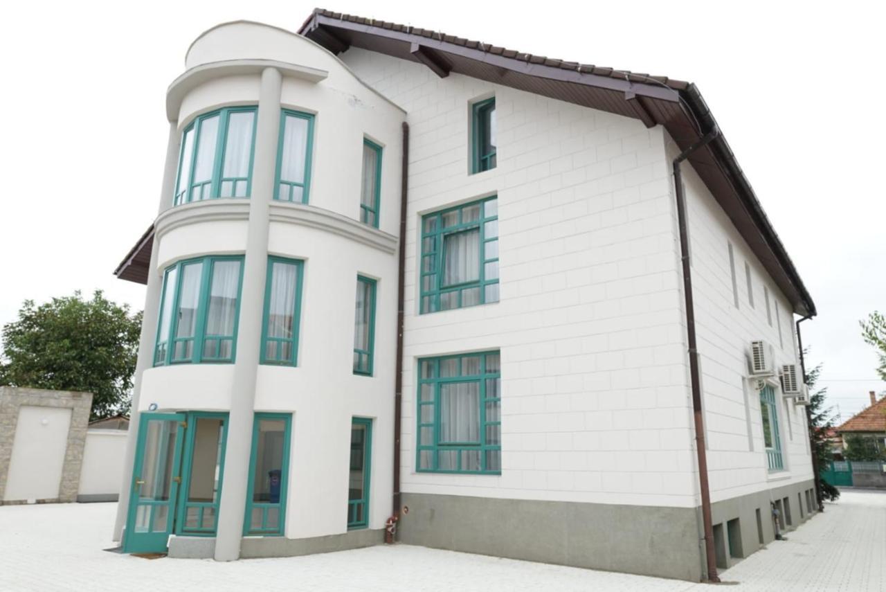 Green Villa Сибиу Экстерьер фото