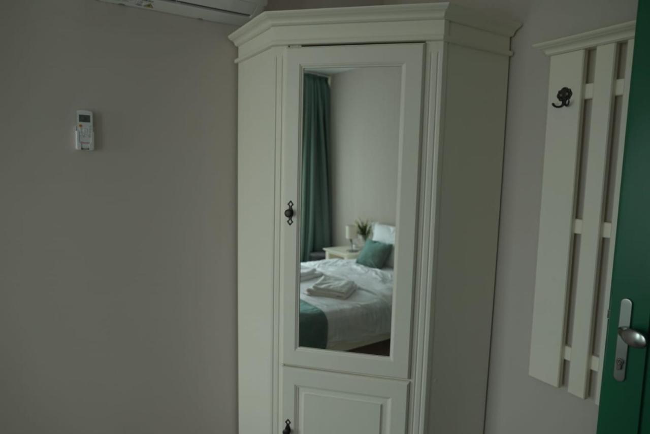 Green Villa Сибиу Экстерьер фото