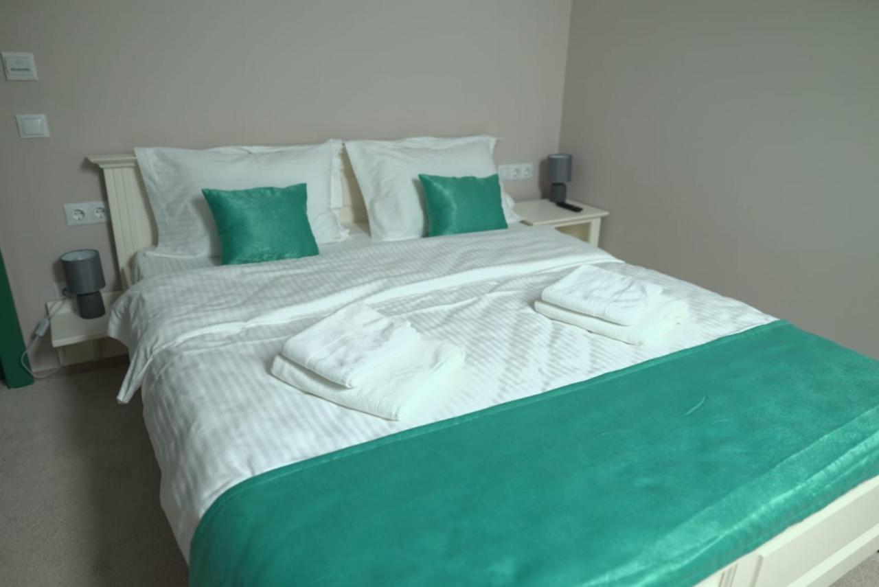 Green Villa Сибиу Экстерьер фото