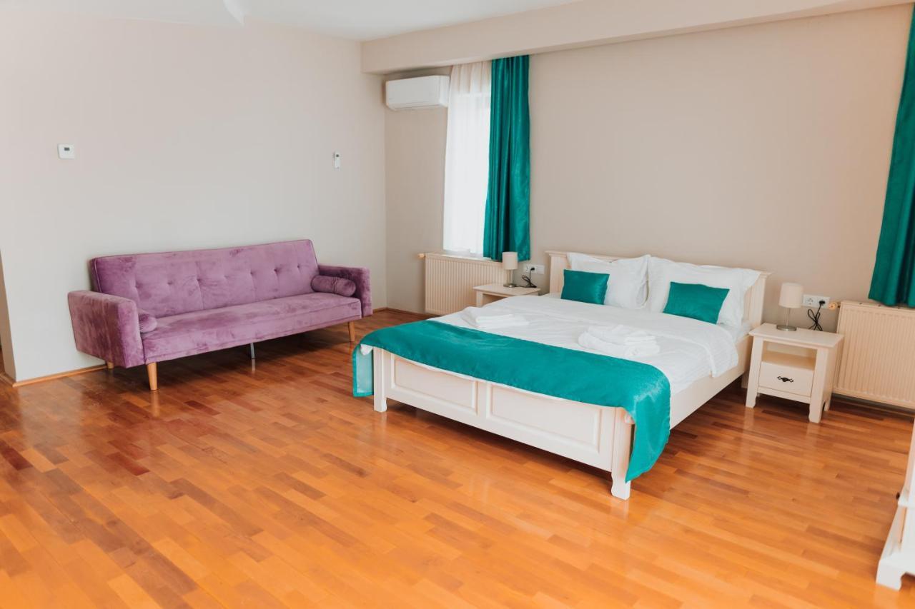 Green Villa Сибиу Экстерьер фото